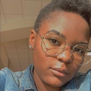 Meet your Posher, Jada